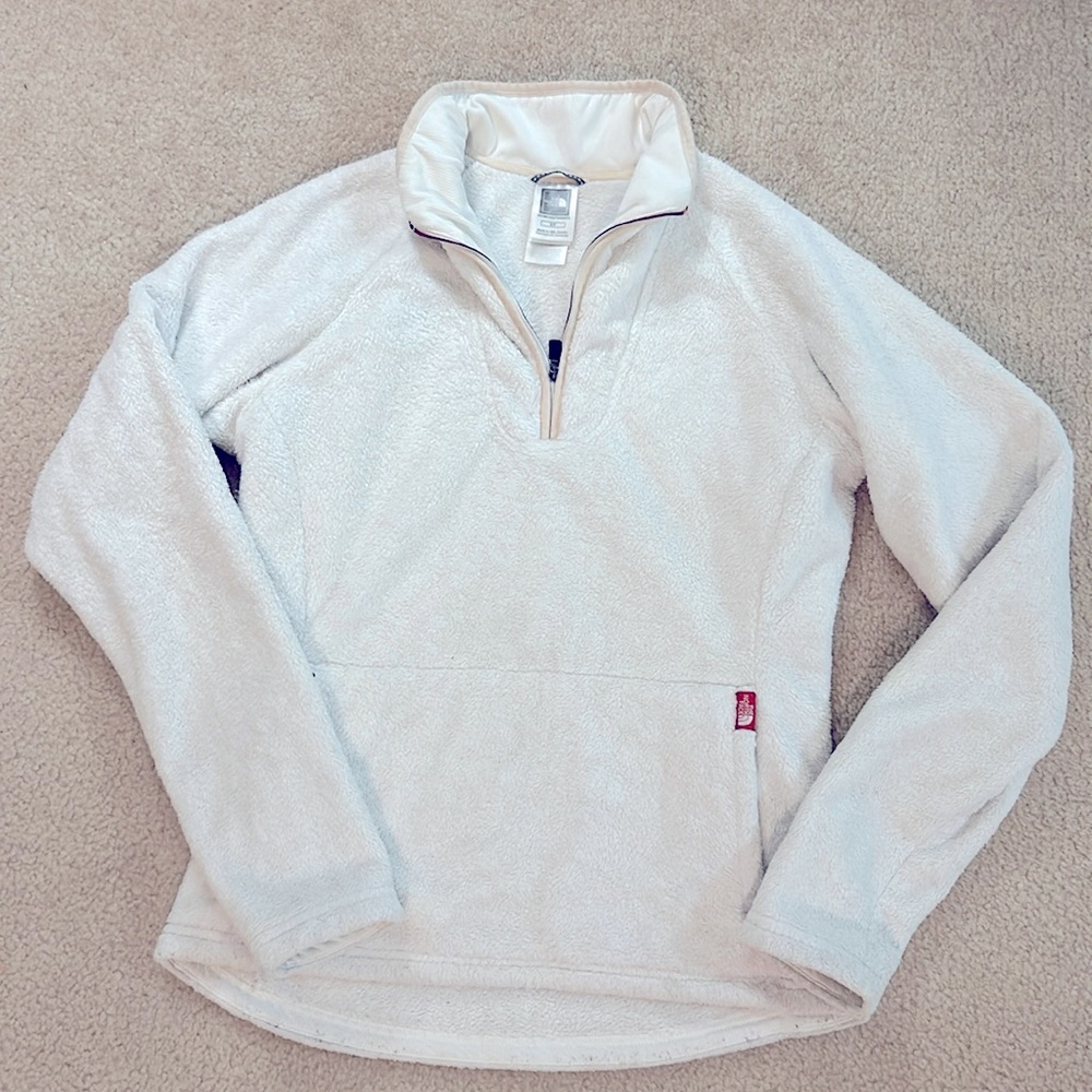 The North Face quarter zip-size small